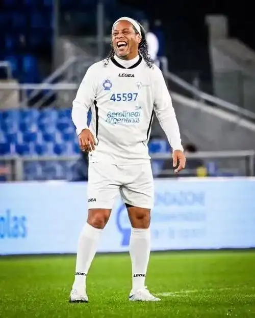 她用了大量 她用了大量